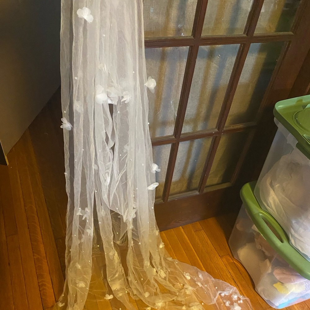 Floral cape veil